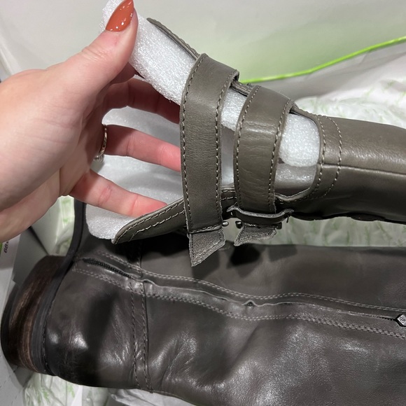 Over the knee Boots - Picture 12 of 13